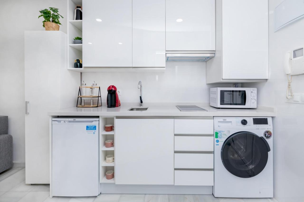 Apartamento Estudio Malagueta, Muelle Uno Views Málaga